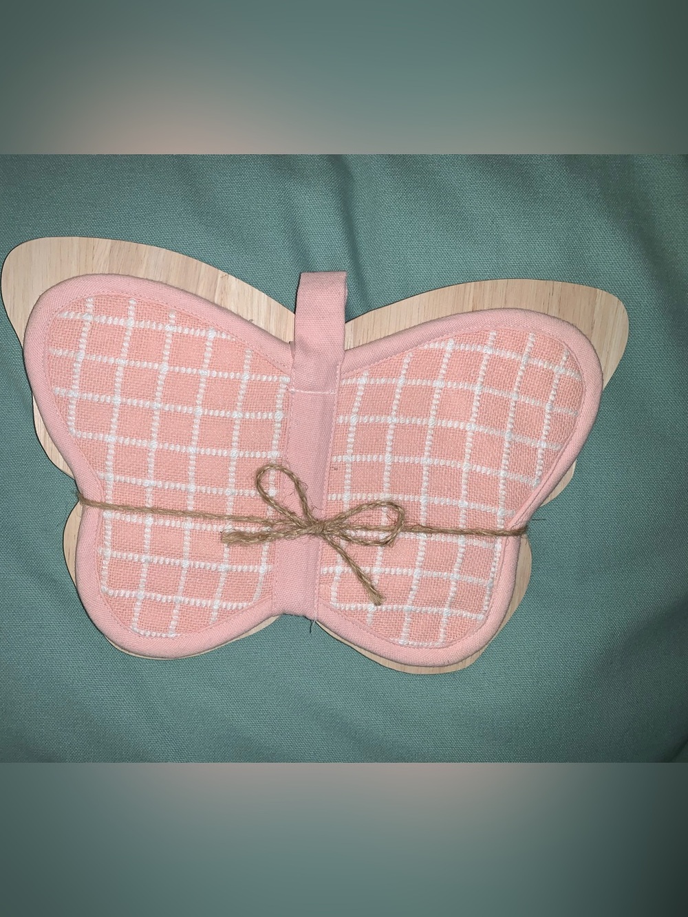 Hobby Lobby Pink Grid Butterfly Pot holder and cutting board gift set New!